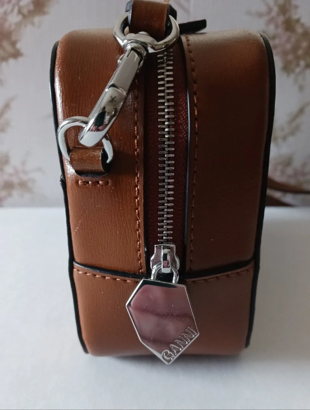 GANNI Cognac Textured Leather Crossbody Bag Adjustable Strap - Picture 3 of 9
